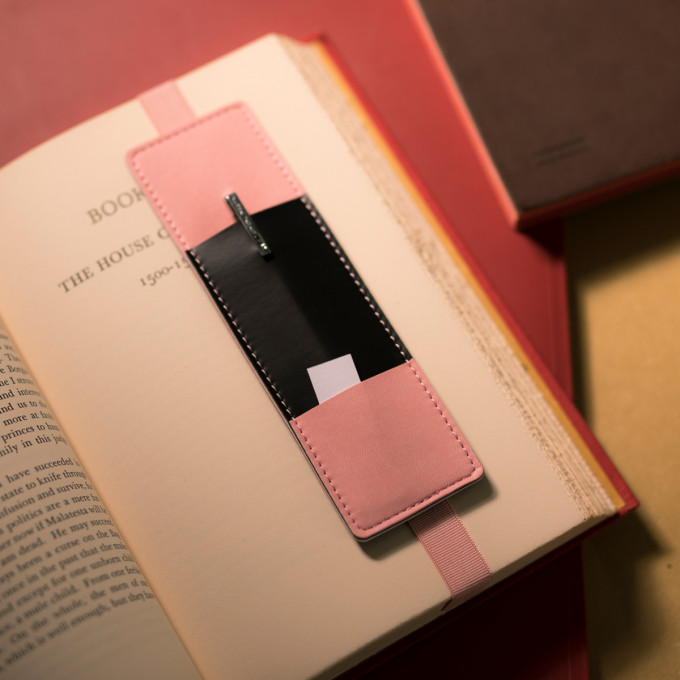 Bookmark Band - Pink