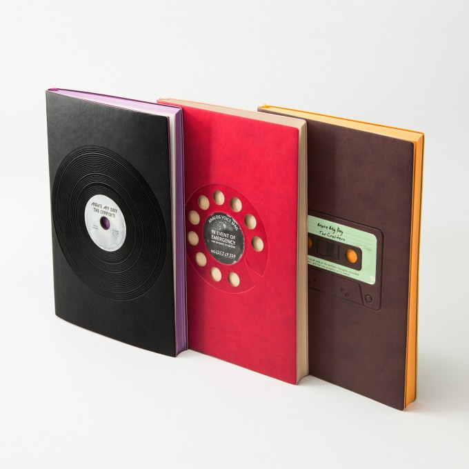 Signature Retro Plain Notebook  – A5, Vinyl